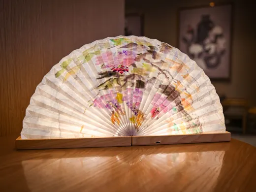 紫藤流霞